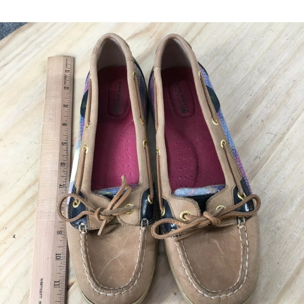 Shoes - Picture 4 of 5